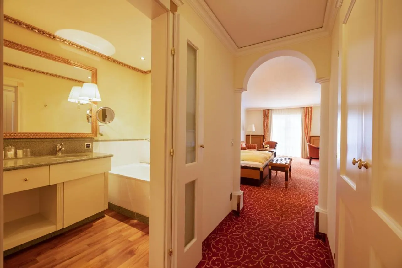 Hotel Friesacher Anif
