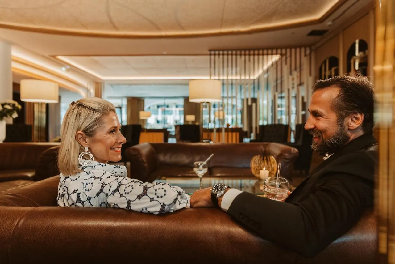 Hotel Friesacher Anif